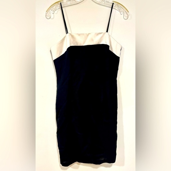 Sleek Vintage 80s 90s Black and White cocktail Dress size 6 - Picture 1 of 5